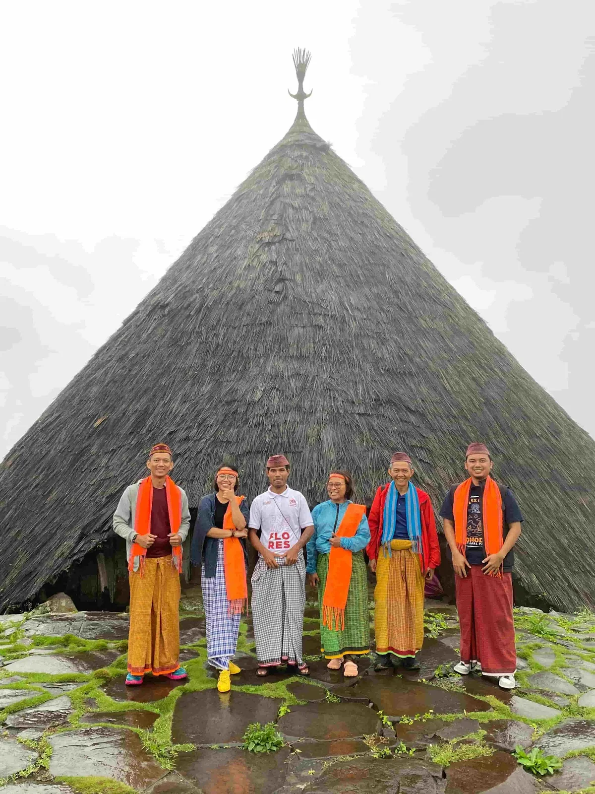 Todo Village Flores culture